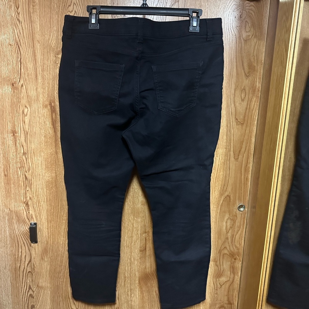 Liz Claiborne  jeans 12P - Picture 2 of 4